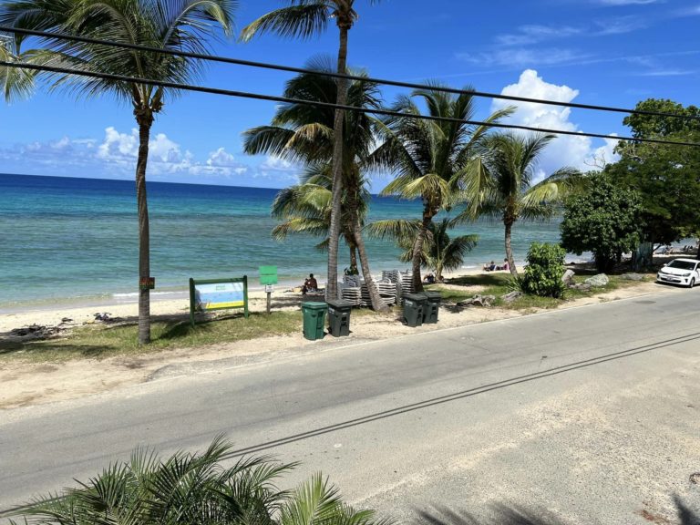 The Landing Beach Bar 7 768x576